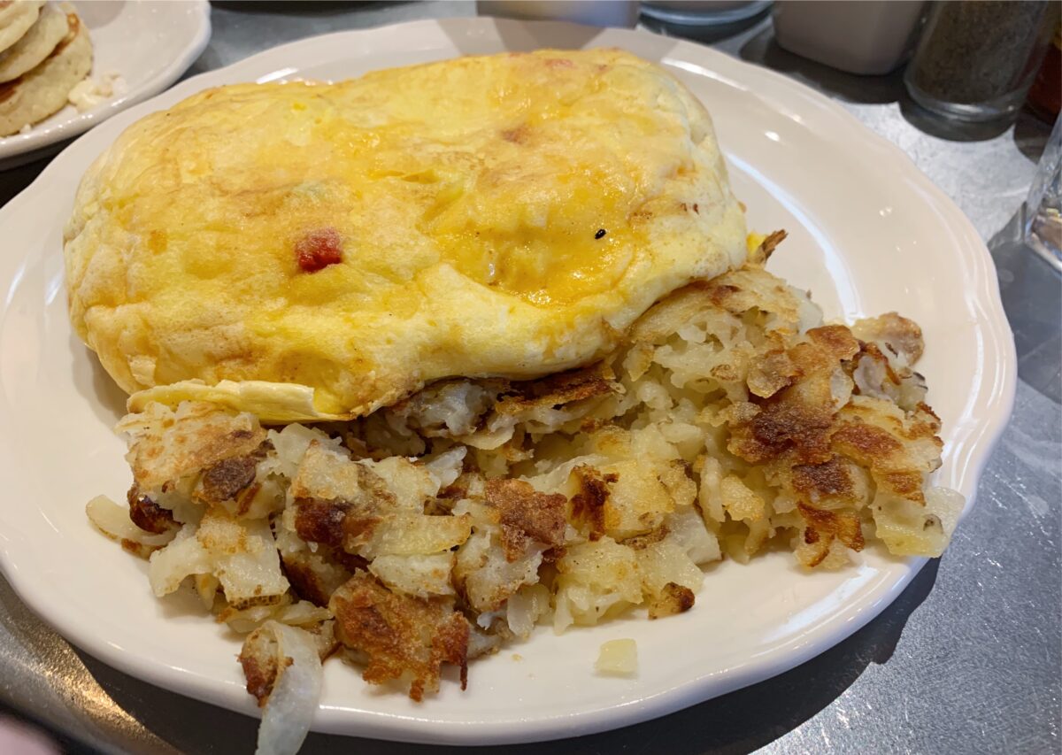 Brave the crowds for breakfast at the Original Pancake House in Lehi News, Sports, Jobs